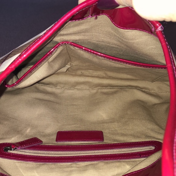 BURBERRY BROOKE NOVA CHECK PATENT LEATHER CANVAS HOBO SHOULDER BAG - Picture 14 of 15